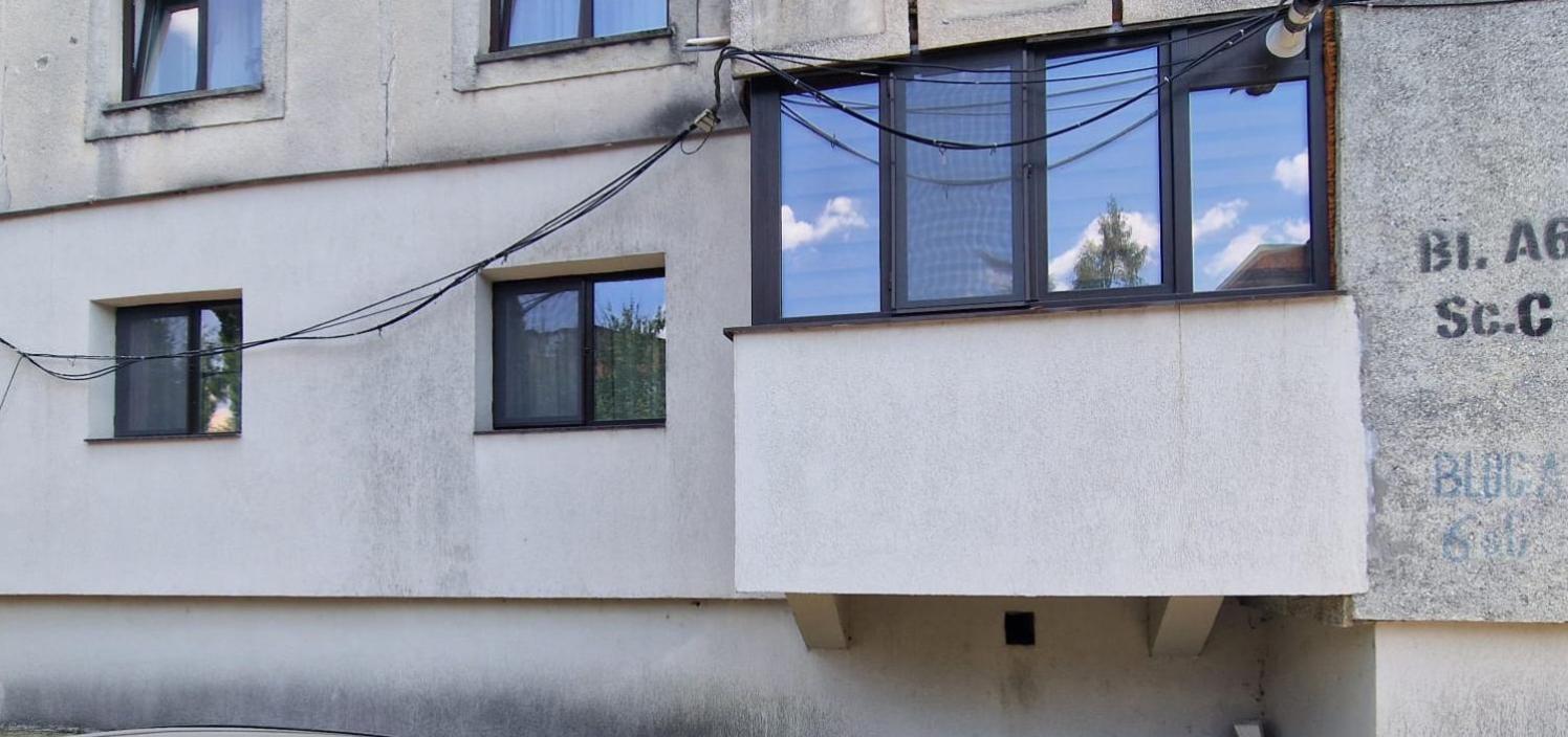 Apartament Iulius 4 Curtea de Argeş Extérieur photo